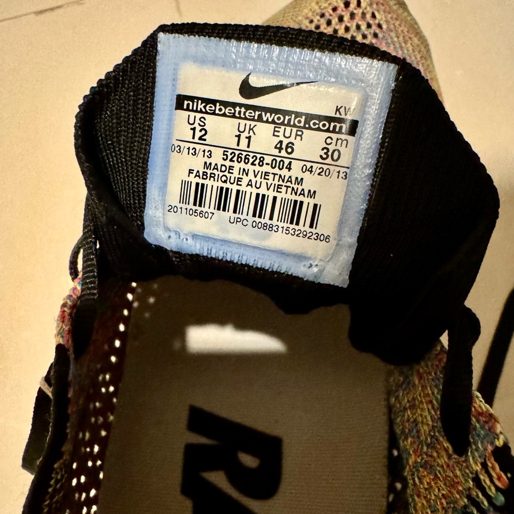 2016 EUC Nike Flyknit Racer Multicolor Size 12 - Picture 5 of 7